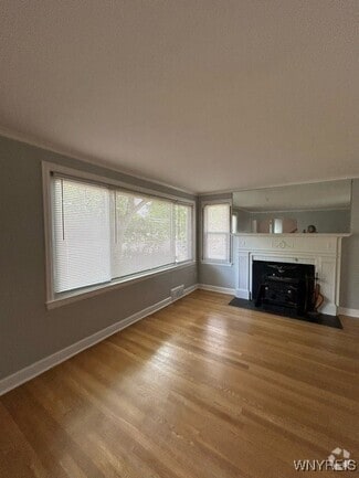 Building Photo - 969 Meadowbrook Dr