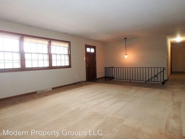 Building Photo - 4 br, 3 bath House - 2211 Ridgefield Rd