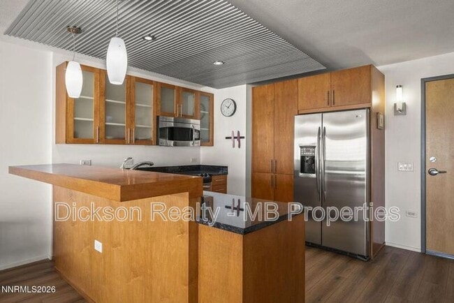 Foto del edificio - 255 N Sierra St