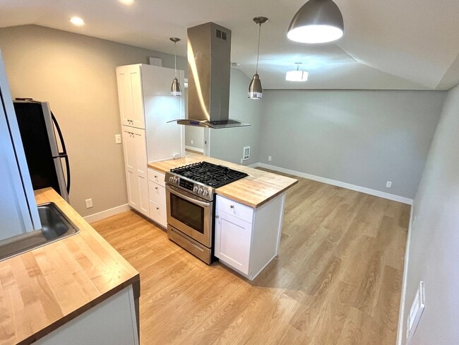 Photo - HOLLJ01 Apartment