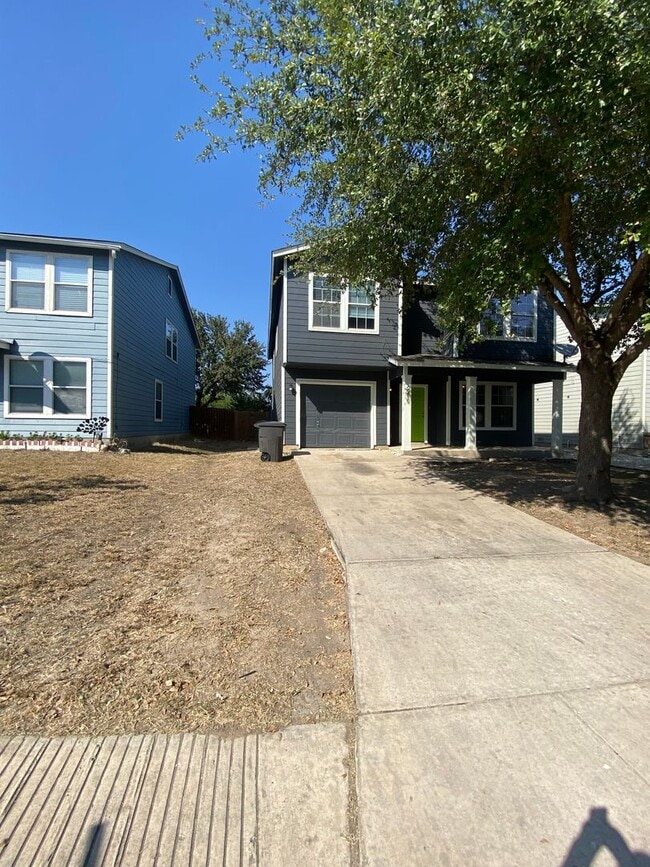 Building Photo - 6215 Austin Valley