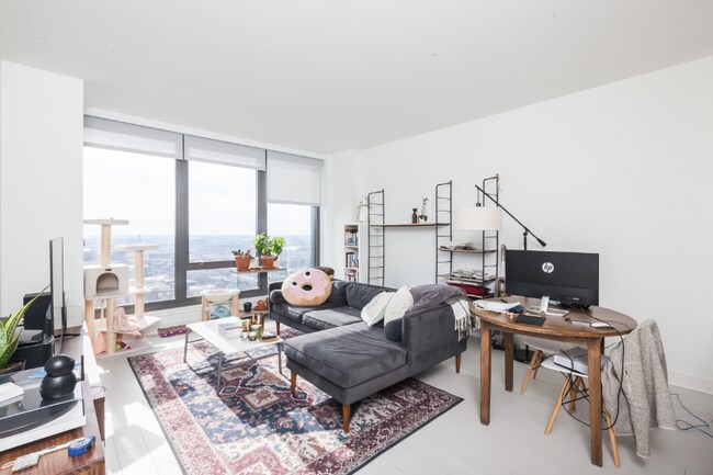 Foto del edificio - 1035 W Van Buren St