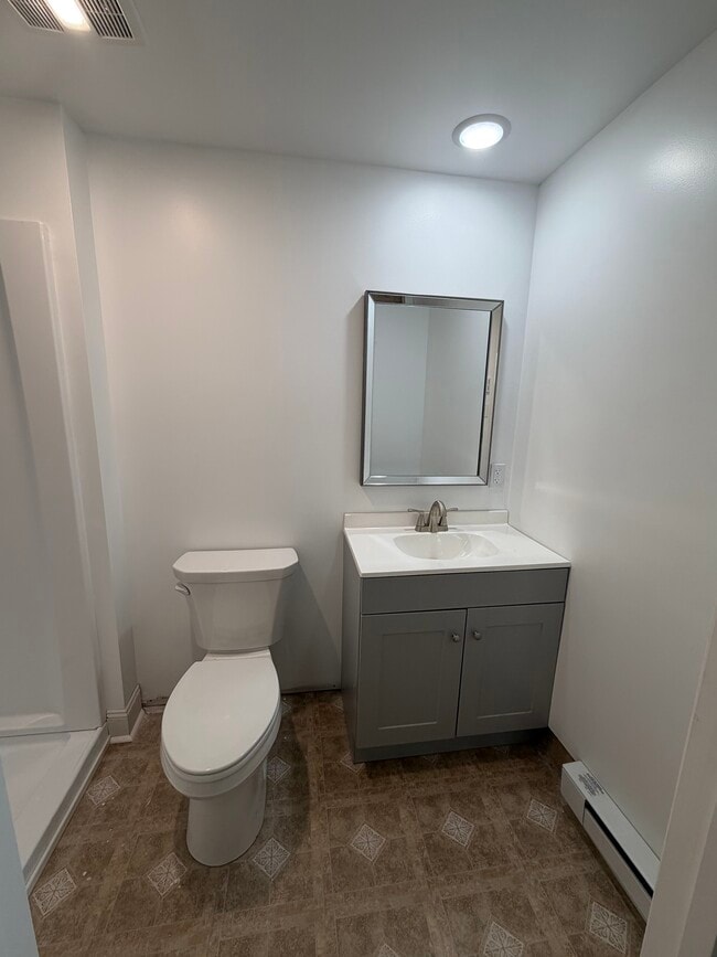 Foto del edificio - 745 Fairground Ave