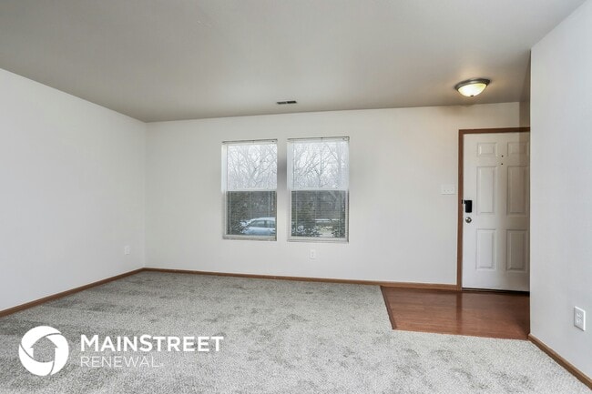 Building Photo - 4001 Glengarry Dr