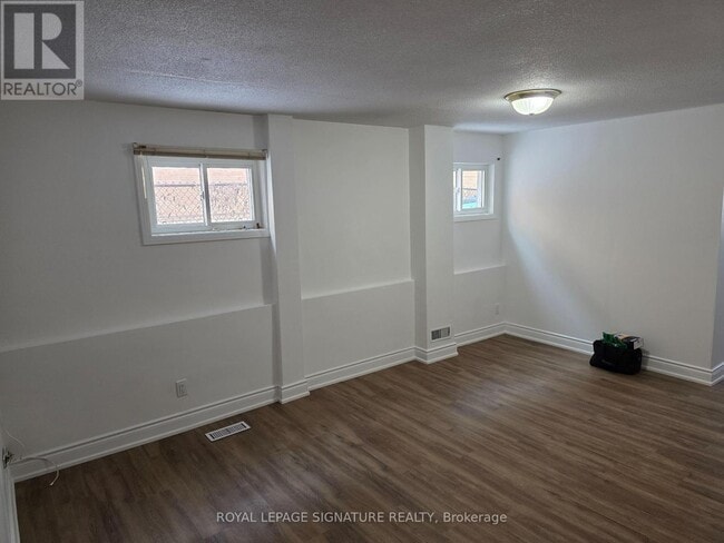 Building Photo - 3257 Lednier Terrace