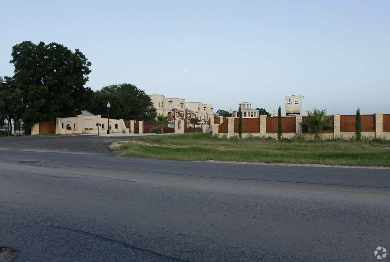 Building Photo - The Reserve at Retama