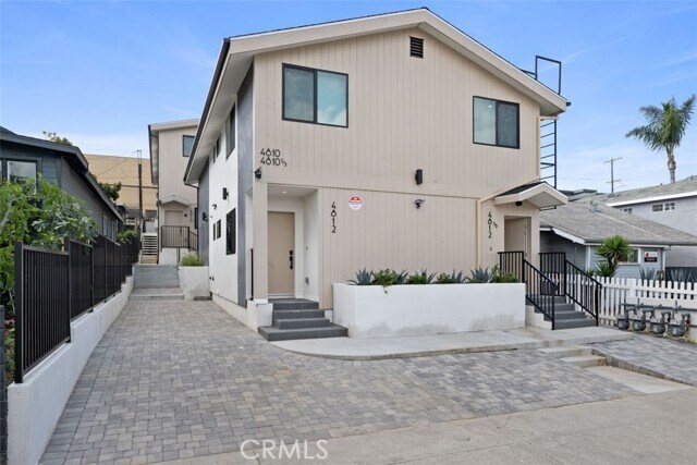 Foto del edificio - 4810 Mascot St