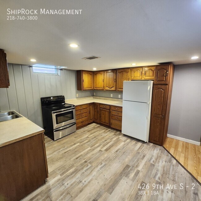 Foto del edificio - 426 9th Ave S