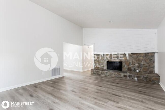 Foto del edificio - 7371 Penland Dr, Riverdale, GA 30296