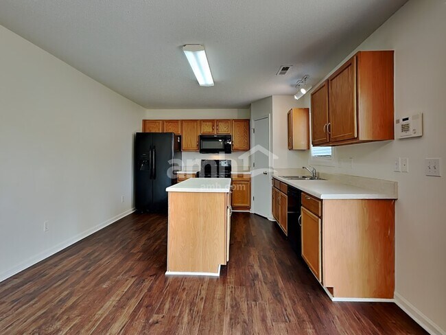Foto del edificio - 808 Topsail Dr