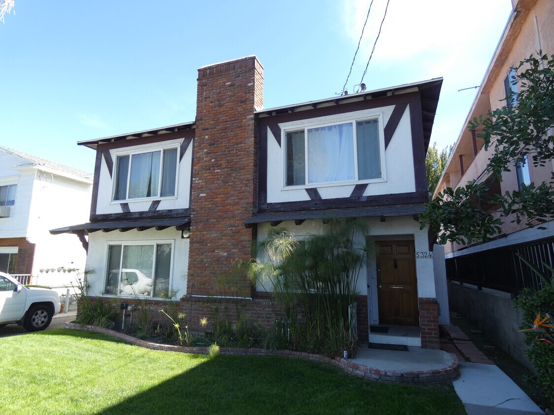 5324 Whitsett Ave Unit 5324, Valley Village, CA 91607 Apartments in
