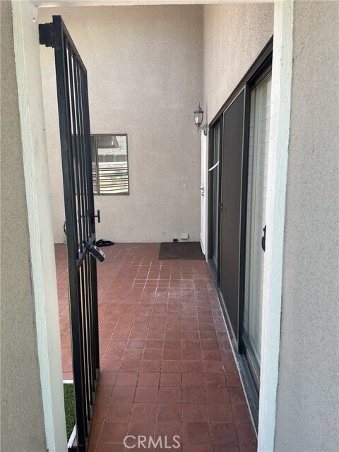 Building Photo - 8866 Tulare Dr