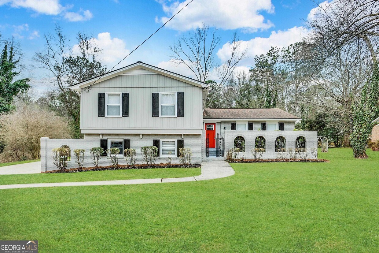 Primary Photo - 4605 Anderson Rd