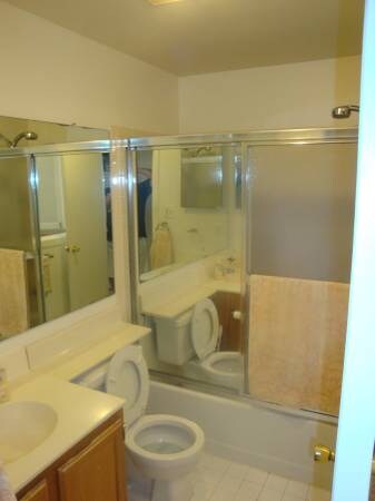 Foto del edificio - 9502 Treyford Terrace