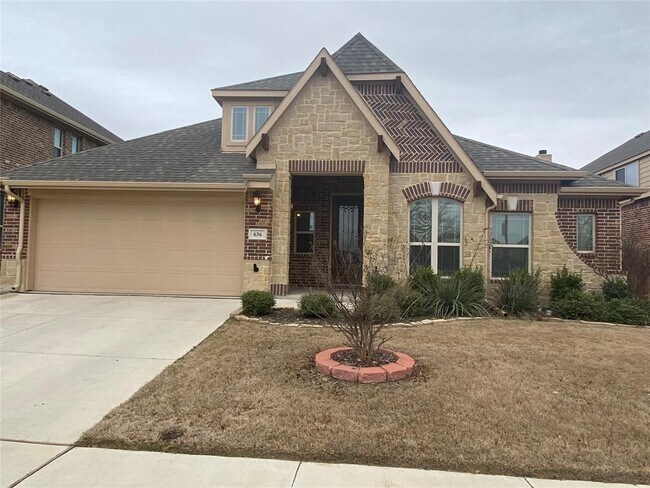 Building Photo - 636 Tierra Vista Way