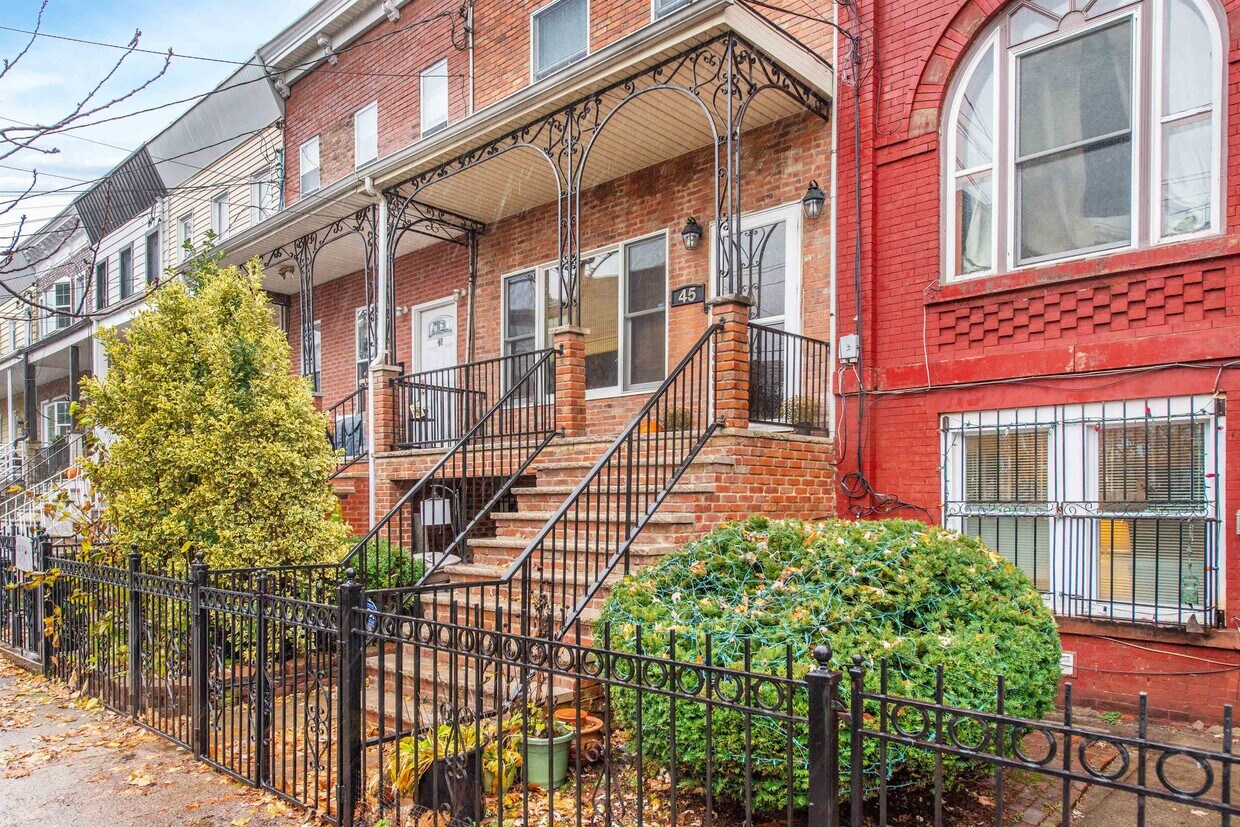 45 Monitor St, Jersey City, NJ 07304 House Rental in Jersey City, NJ