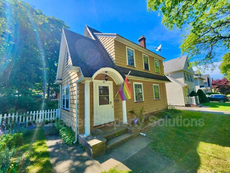 87 Falleson Rd, Rochester, NY 14612 House Rental in Rochester, NY