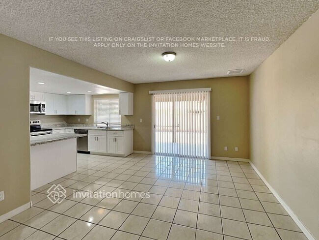 Foto del edificio - 4637 W Vista Ave
