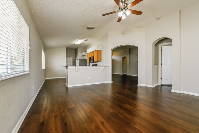 Foto del edificio - 12845 Longcrest Dr