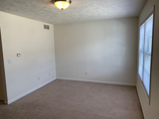 Foto del edificio - 1108 Lockenvitz Ln