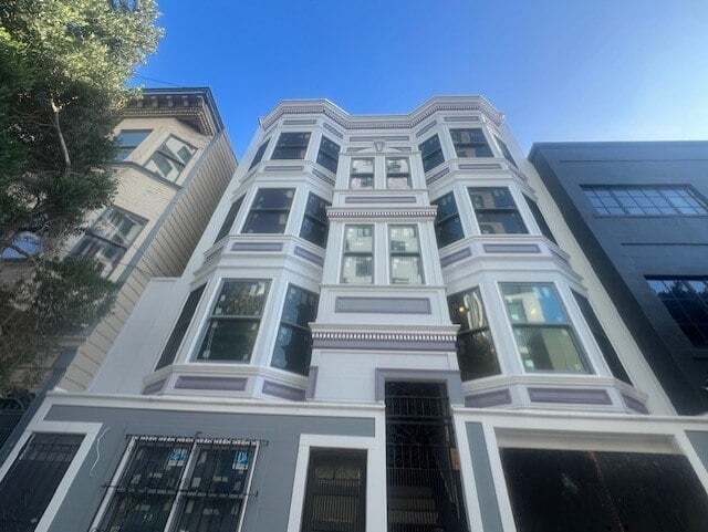 Building Photo - Tehama