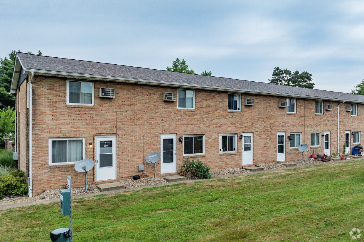 Primary Photo - Chapel Street Town Homes