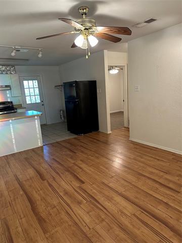 Foto del edificio - 120 Don Propp Rd