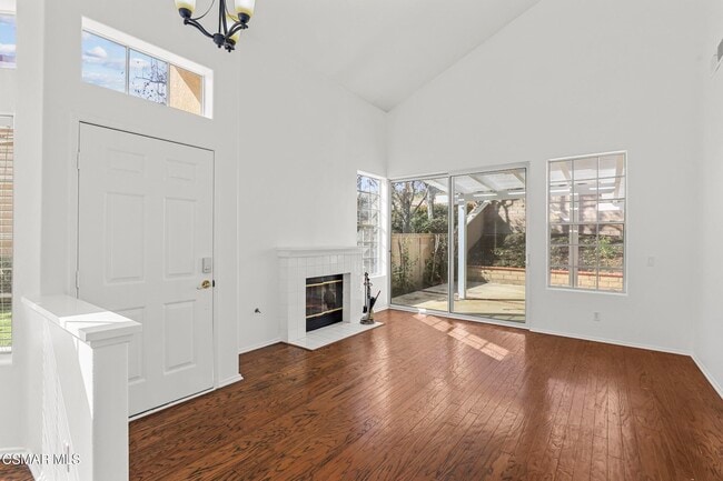 Building Photo - 495 Novara Way