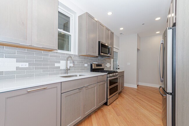 Foto del edificio - 1454 W Fargo Ave