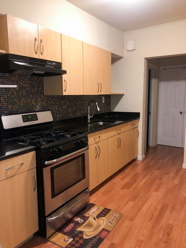 Foto principal - 1407 51st St