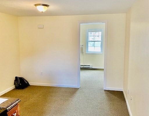 Foto principal - 42 Groton St