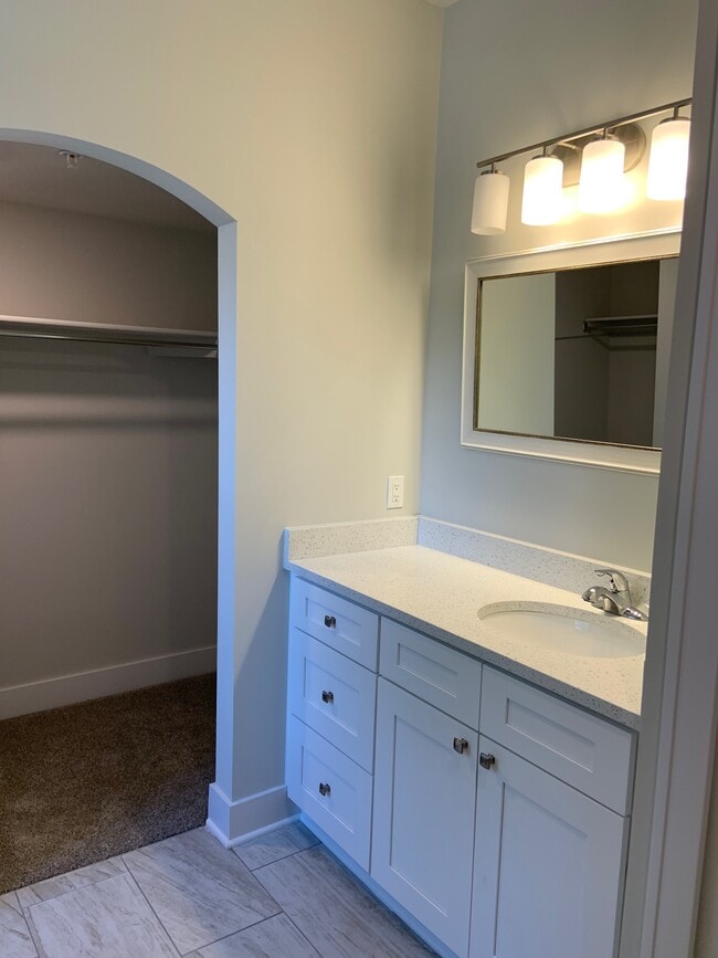 Foto del edificio - Crystal Pines Building 3