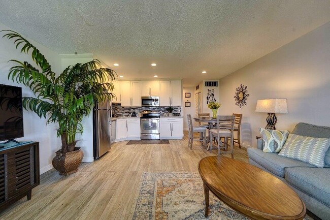 Building Photo - 5208 NE 24th Terrace