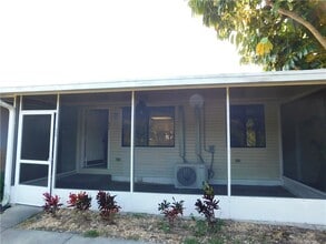 Building Photo - 532 7th Pl