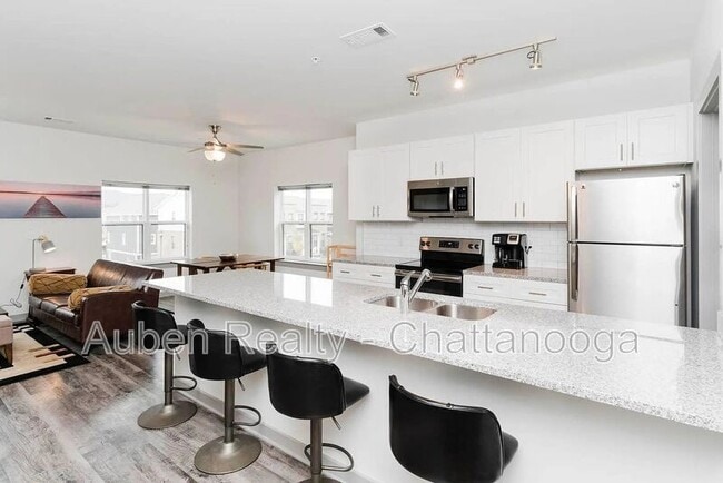 Photo - 804 Riverfront Pkwy Apartment