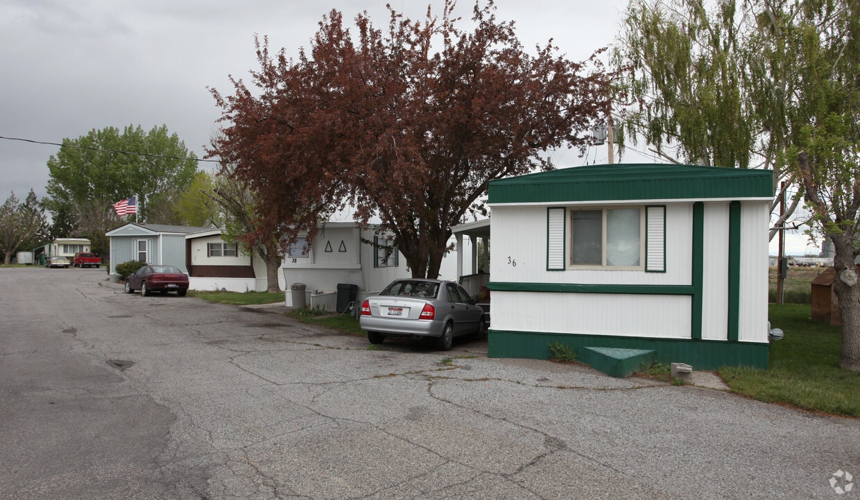 Rock Creek Mobile Manor Apartments in Twin Falls, ID