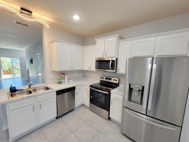 Building Photo - 7635 Legacy Trl