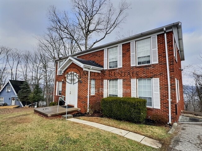 Building Photo - 4 Dalton Way