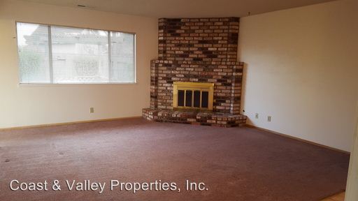 Building Photo - 968 Sloat Dr