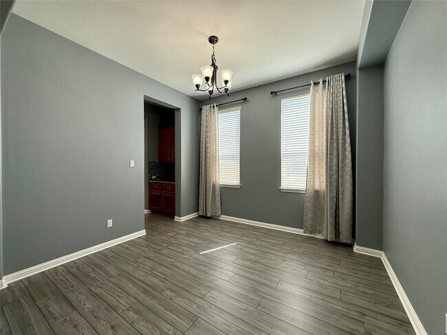Foto del edificio - 4200 Rainy Creek Ln