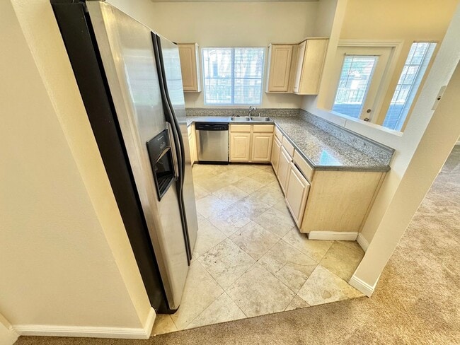 Building Photo - Inviting Condo with Open Floor Plan in Southwest Las Vegas