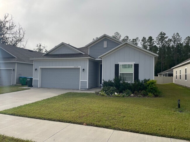 Foto del edificio - 24429 NW 7th Ln