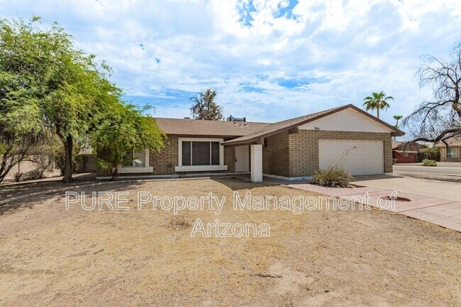 Building Photo - 4005 S Mitchell Dr