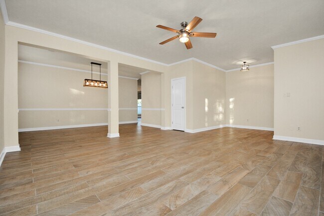 Foto del edificio - 20210 Black Canyon Dr