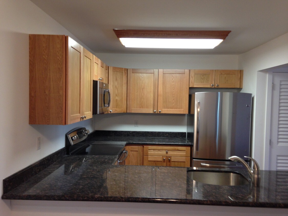 383 Heather Croft, Egg Harbor Township, NJ 08234 Condo for Rent in