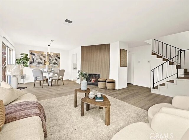 Foto del edificio - 23640 Monument Canyon Dr