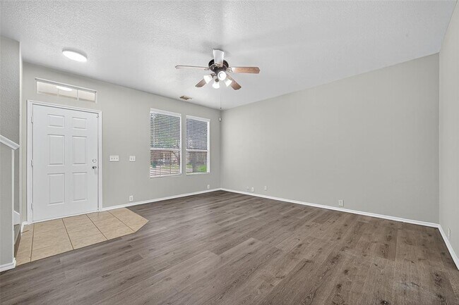 Foto del edificio - 16854 Pine Castle Dr