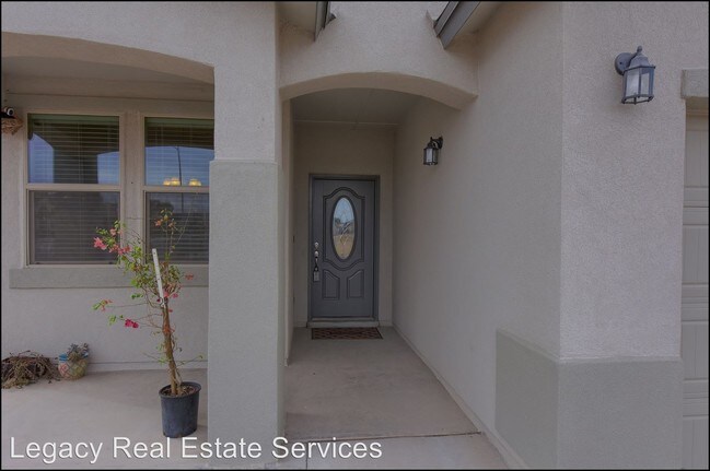 Building Photo - 3 br, 2 bath House - 1001 Airship Place