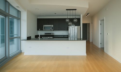 Foto del edificio - 303 W Ohio St