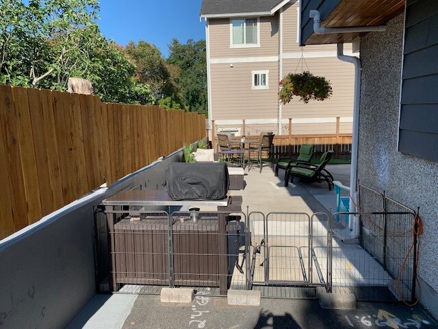 Foto del edificio - 104 1/2 NW 101st St